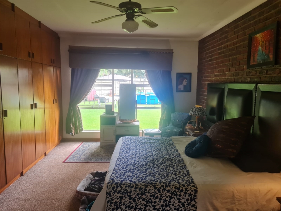 4 Bedroom Property for Sale in Miederpark North West